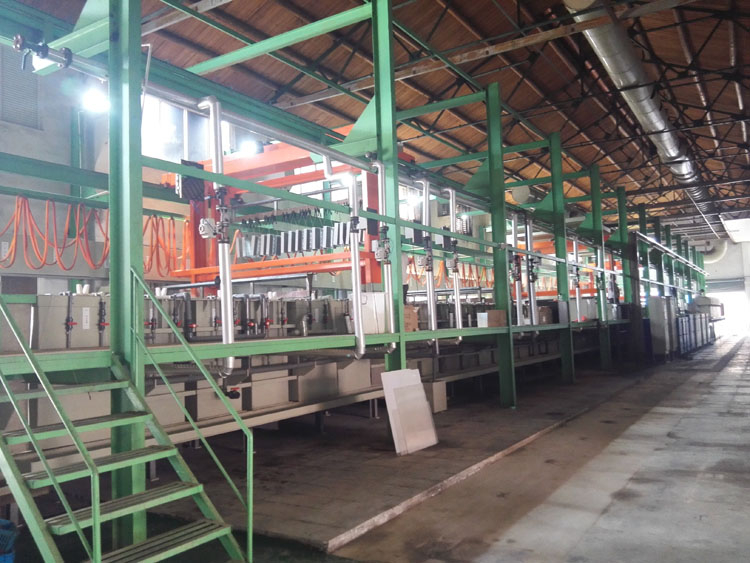 鋁氧化生產(chǎn)線(xiàn)